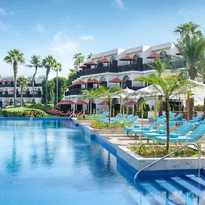 Ja Palm Tree Court, Курортный комплекс