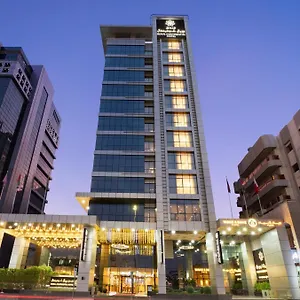 Royal Continental Otel