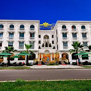 https://crown-nguyen-hoang-hotel.nhatrangbesthotels.com