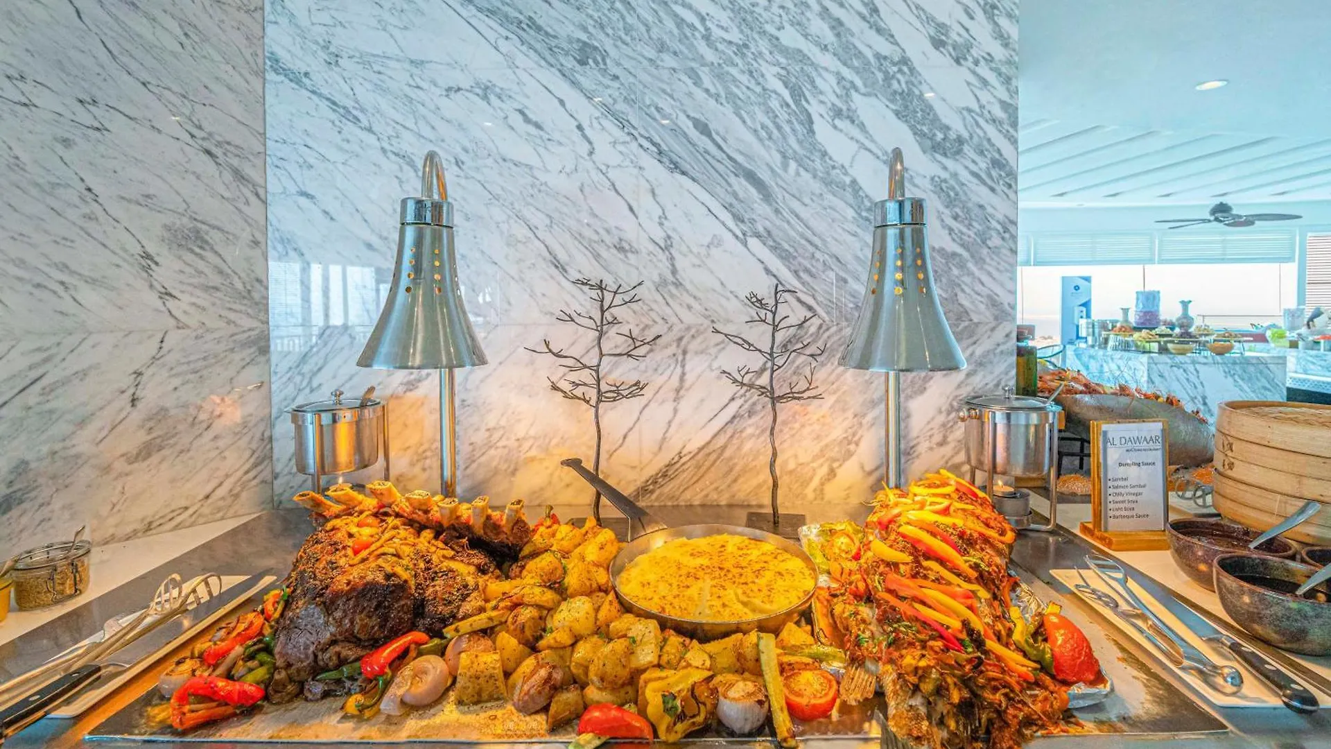 Hyatt Regency Dubai - Corniche Hotel
