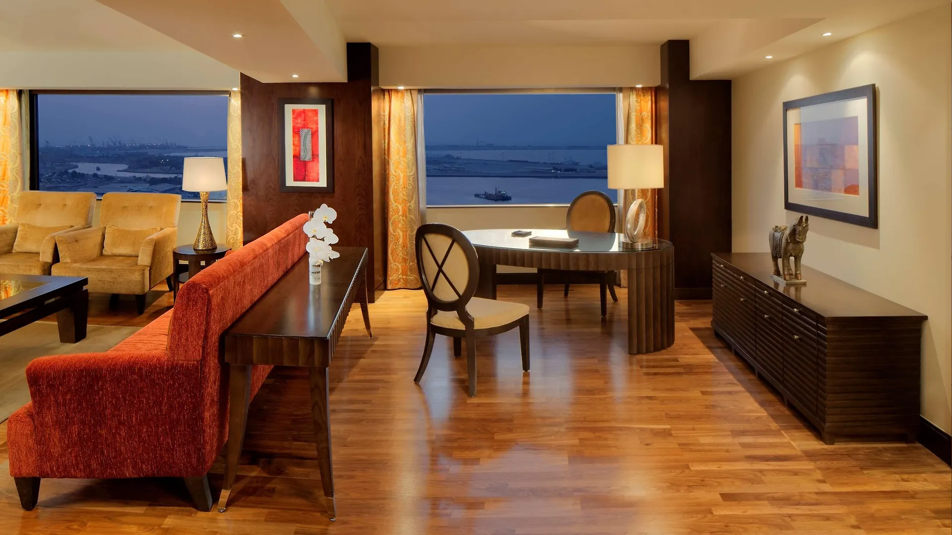 Hyatt Regency Dubai - Corniche Otel