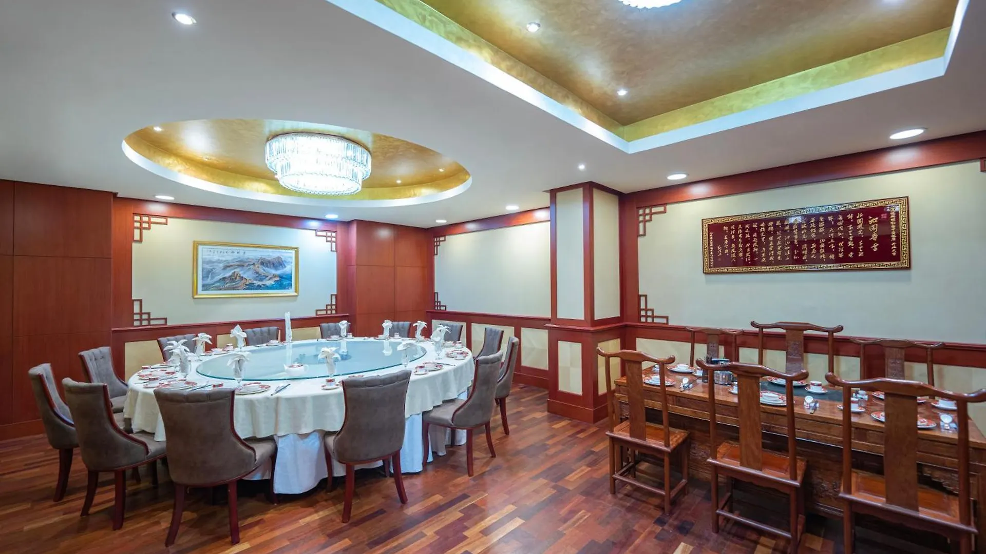 Hyatt Regency Dubai - Corniche Otel 5*,  Birleşik Arap Emirlikleri