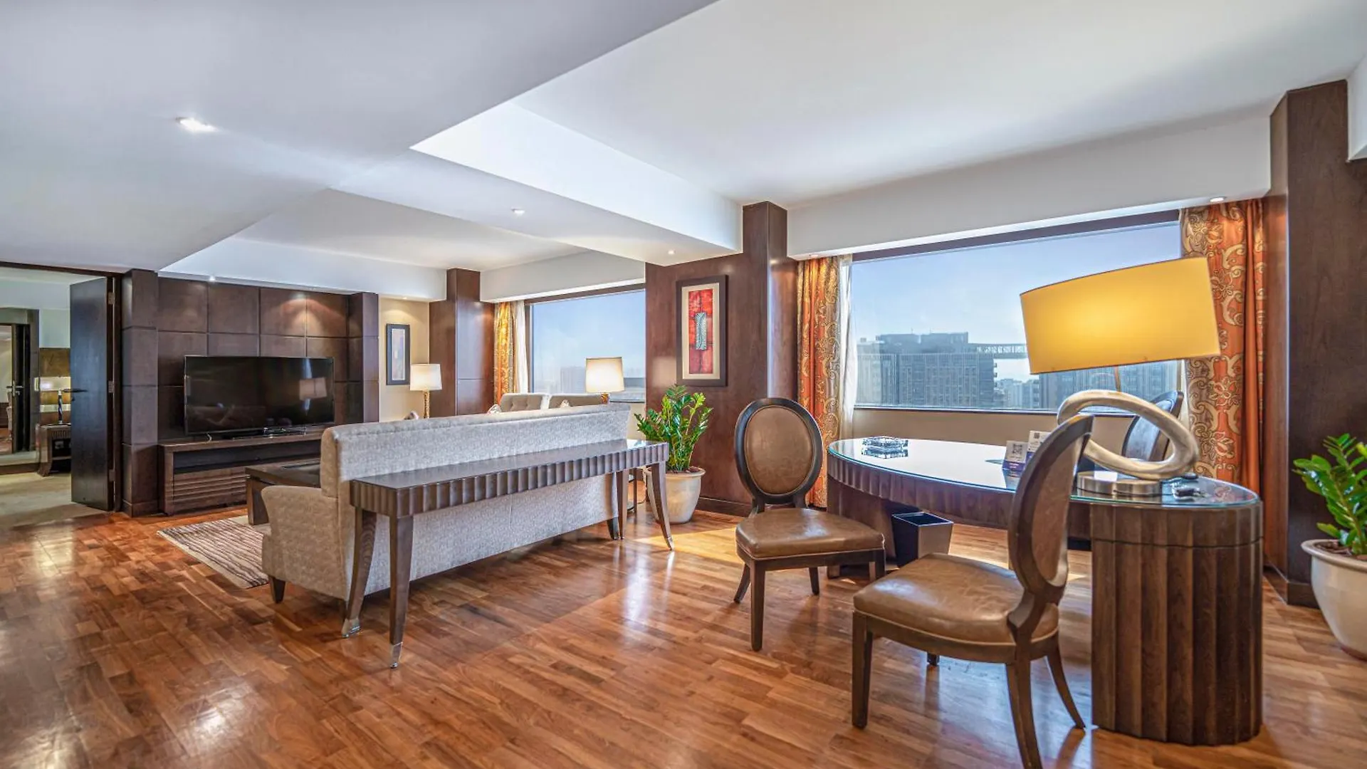 Hyatt Regency Dubai - Corniche Otel