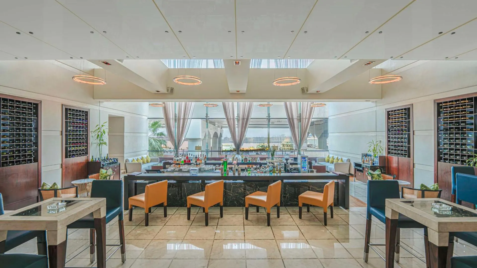 Hyatt Regency Dubai - Corniche Otel
