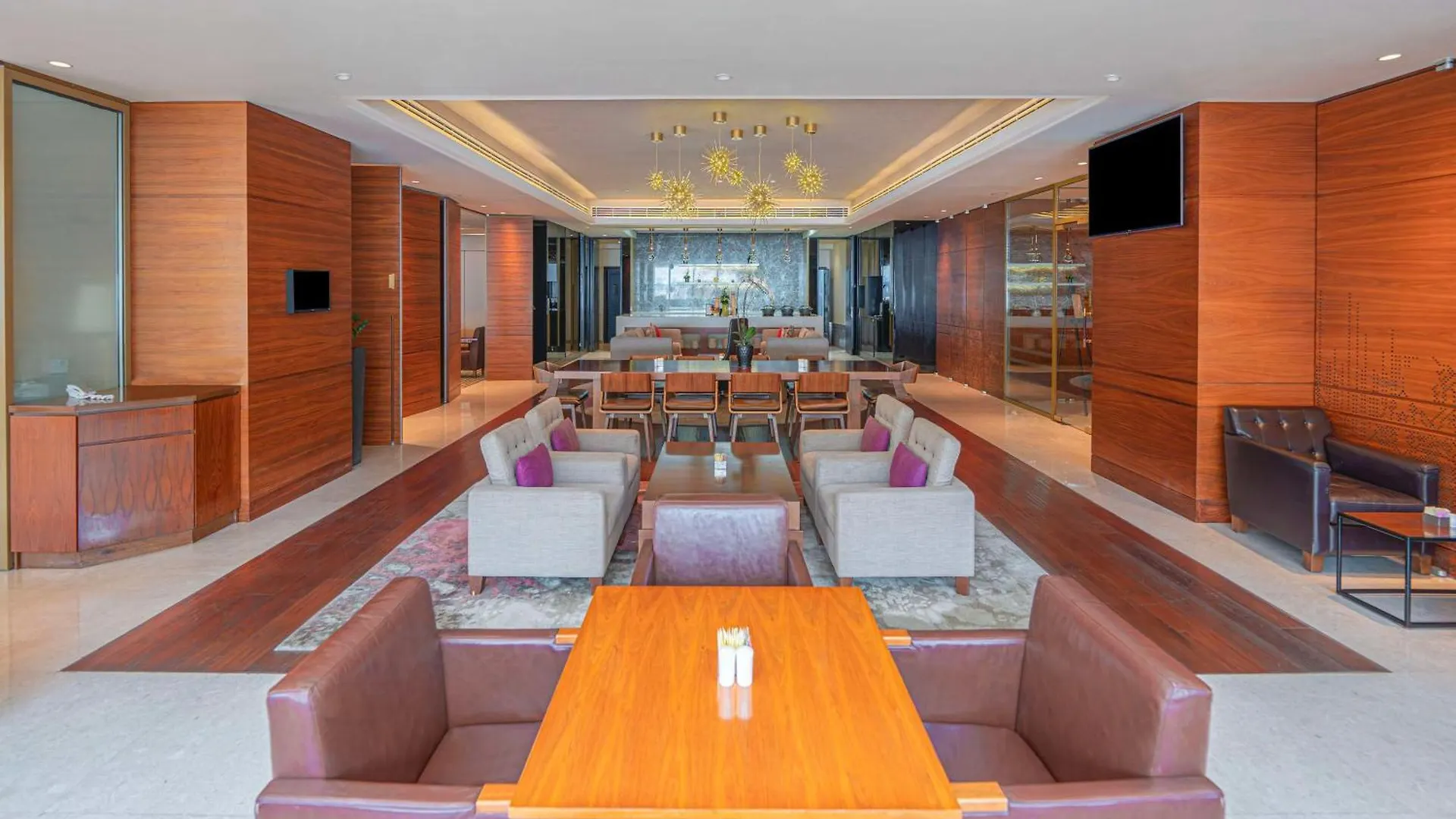 Hyatt Regency Dubai - Corniche Otel
